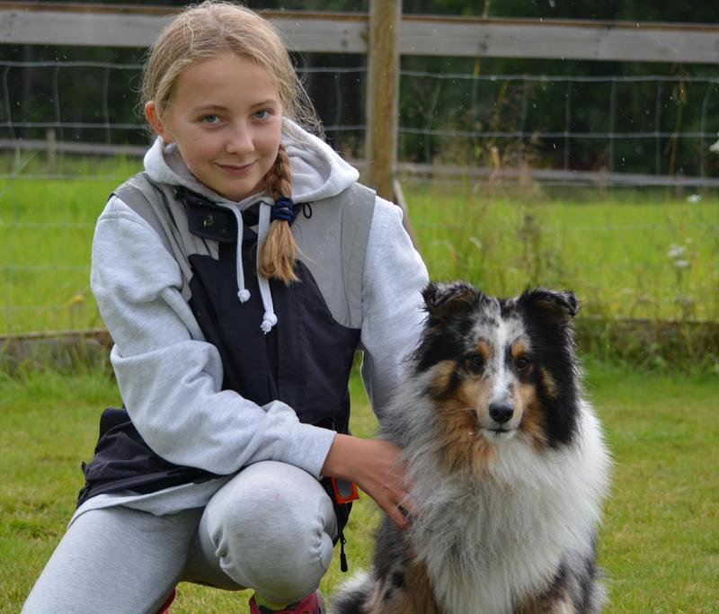 En fire dagers leir for deg som er mellom 10 og 16 år og har interesse for både hund og hest